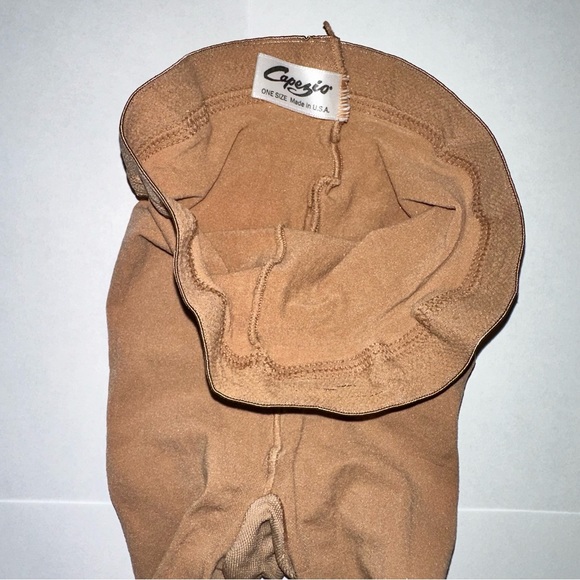 New Capezio dancing tights (no feet) one size NWOT - Picture 4 of 5